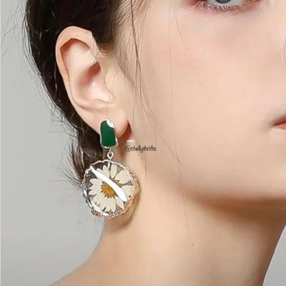 Flower Drop Earrings - Picture 2 of 3
